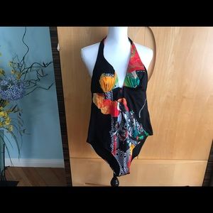 One piece swimming suit